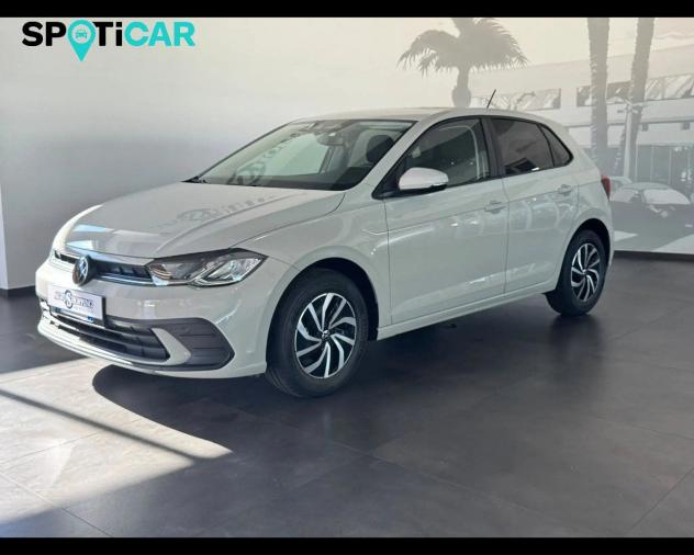 Volkswagen Polo VI 1.0 Young 80cv
