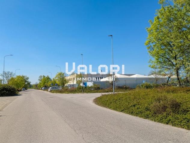LOTTO EDIFICABILE COMMERCIALE DI 3.000 MQ IN POSIZIONE ANGOLARE - Foto 3