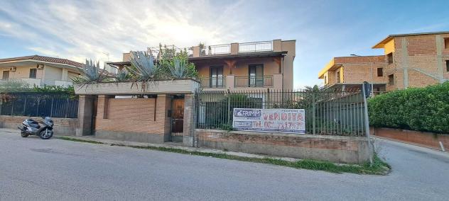 Villa in Via Enrico Fermi - Foto 2