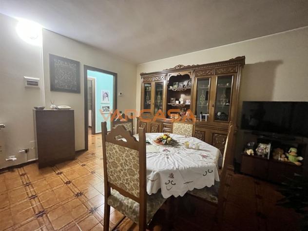 APPARTAMENTO IN PICCOLO CONTESTO, CON BOX E CANTINA - Foto 11