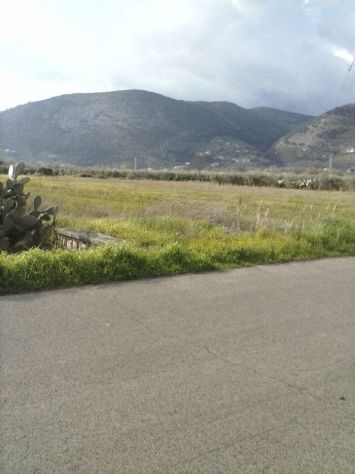 VENDO TERRENO PIANEGGIANTE 23.000 METRI COMUNE DI MONTE SAN BIAGIO (LT) ITALIA - Foto 6