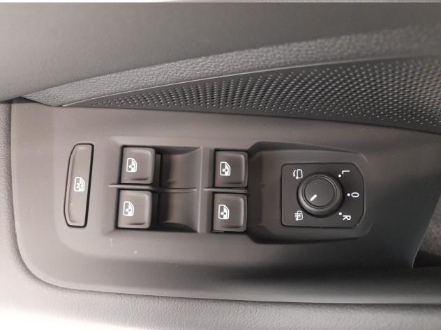 Volkswagen Passat Variant 1.5 TSI eHybrid Business DSG - Foto 9