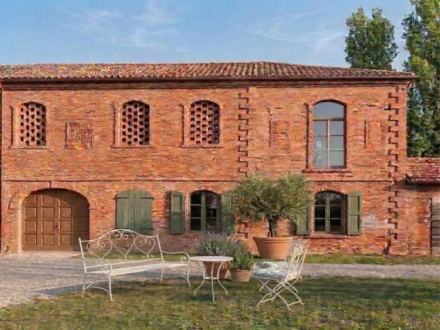 Colonica in vendita a Castelnuovo Magra 270 mq Rif: 1431353