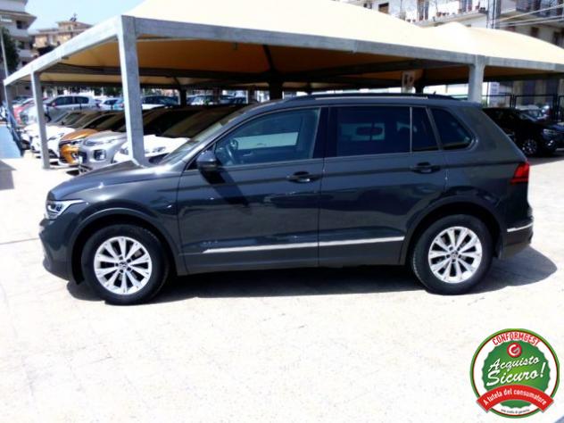 VOLKSWAGEN Tiguan 2.0 TDI 150 CV SCR DSG Life rif. 23807614 - Foto 4