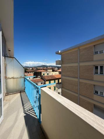 VIA PAOLO LILLA CON DUE CAMERE E GARAGE - Foto 4