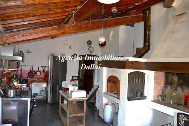 Vicchio - Porzione di colonica con giardino, annesso e posti auto - Foto 14