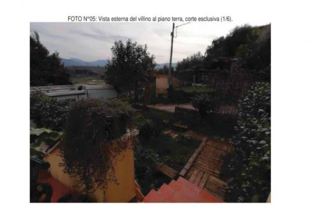 Immobile in asta di 140 m² con più di 5 locali e box auto in vendita a Fara in Sabina - Foto 2