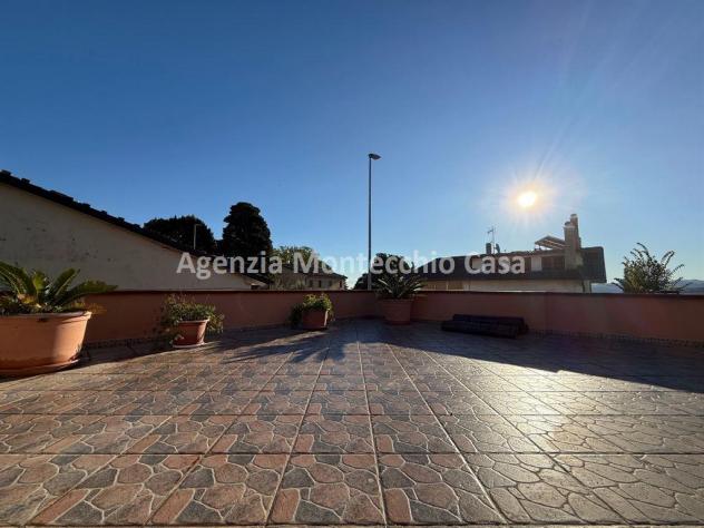 Casa singola panoramica con ampio giardino a 8 km da Montecchio - Foto 15