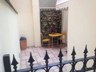 RE DI ROMA MONOLOCALE ARREDATO SU DUE LIVELLI CON SPAZIO ESTERNO - Foto 14