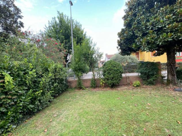 Villa di 310 m² con 5 locali e box auto doppio in vendita a Castelfranco Veneto - Foto 2
