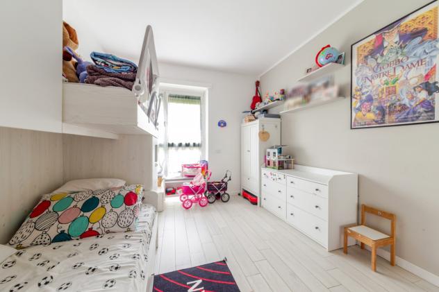 ZONA LORENTEGGIO SPLENDIDO TRILOCALE RISTRUTTURATO 2 CAMERE 2 BAGNI 2 BALCONI . MM4 - Foto 12