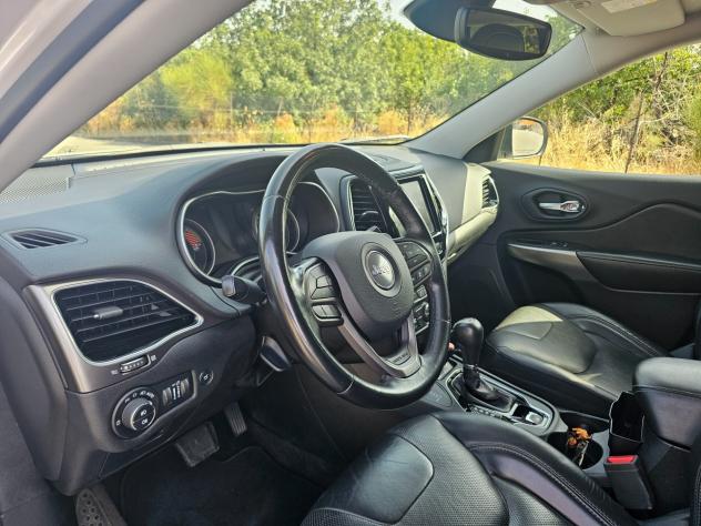 Jeep Cherokee 4X4 Active Drive Limited - Foto 10