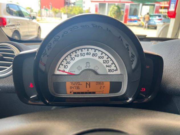 smart fortwo Fortwo 1.0 mhd Teen II 61cv - Foto 5