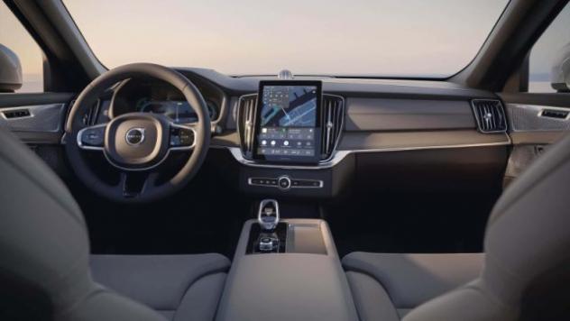 VOLVO XC90 T8 Plug-in hybrid AWD automatico 7 posti Plus Bri rif. 24062134