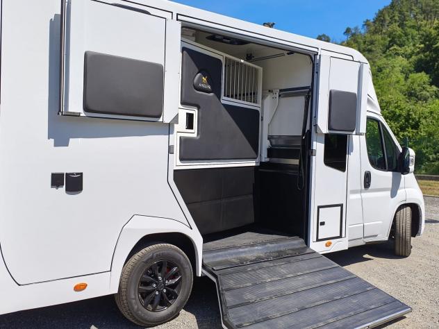 FIAT Ducato Ducato 35 2.2 Mjt 180CV 5 posti AUTOMATICO 30 Q Traino HARAS - Foto 5