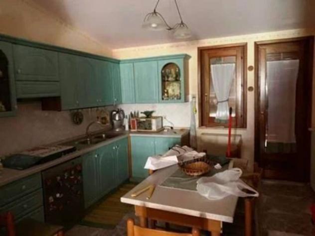 Immobile in asta di 125 m² con più di 5 locali in vendita a Polizzi Generosa - Foto 2