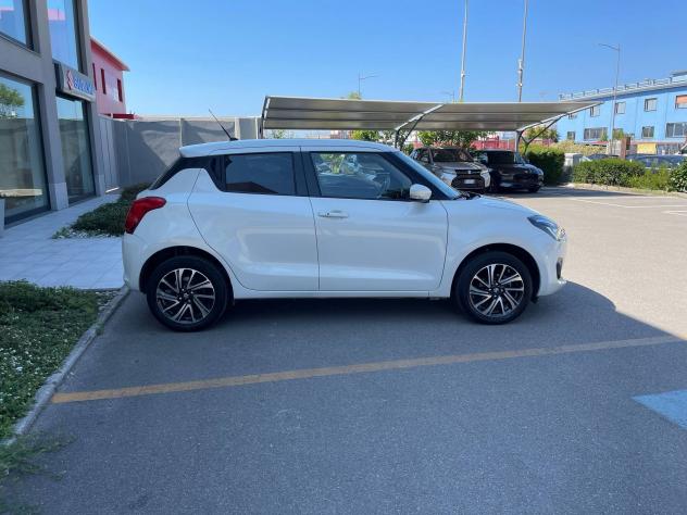 Suzuki Swift Hybrid 1.2 Hybrid Top Allgrip 4WD - Foto 3