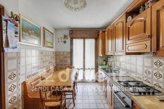 Appartamento di 90 m² con 3 locali in vendita a Arsago Seprio - Foto 9