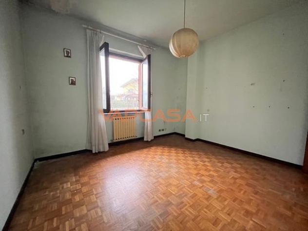 Casa indipendente con ampi spazi e giardino – Zona residenziale di Lurano - Foto 11