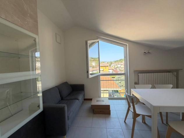 Trilocale in affitto a Medesano