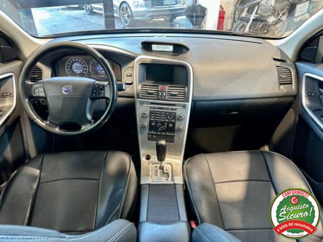 VOLVO XC60 2.4 D AWD Momentum rif. 23880032 - Foto 9