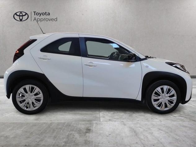 Toyota Aygo X Aygo X 1.0 VVT-i 72 CV 5 porte Active S-CVT - Foto 4