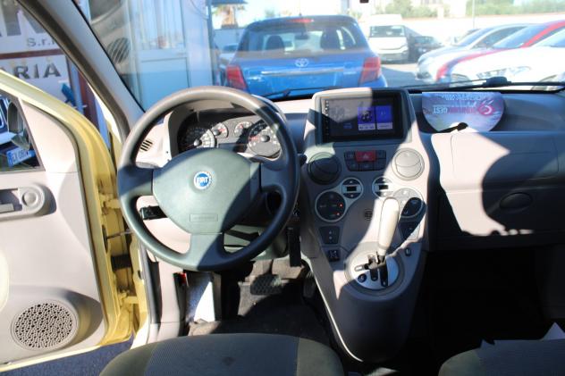Fiat Panda 1.2 Emotion - Foto 10