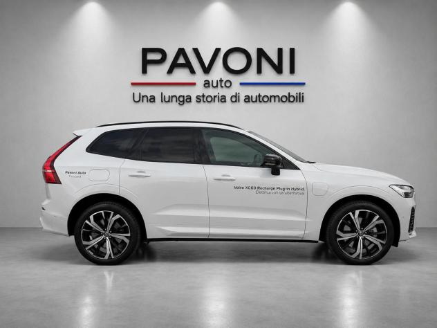 Volvo XC60 T6 Plug-in hybrid AWD automatico Ultra Dark - Foto 4