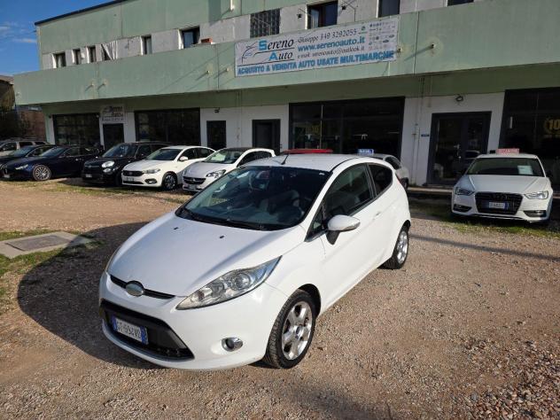 FORD FIESTA 1.4 DIESEL 2014 OK NEOPAT GARANZ 12 MESI - Foto 2