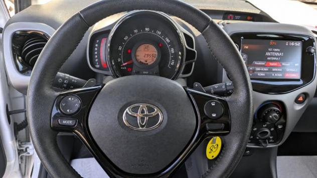 TOYOTA Aygo X-BUSINESS 1.0cc 72cv M-MT - CAMBIO AL VOLANTE rif. 24078214 - Foto 6