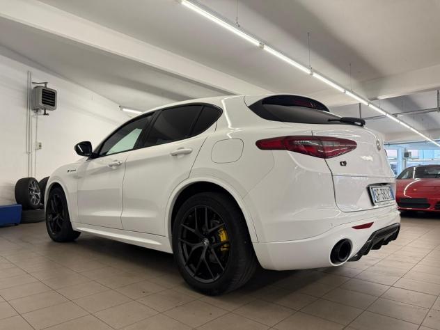 Alfa Romeo Stelvio 2.2 diesel 210 AT8 Q4 Veloce Tì Harman Kardon - Foto 4