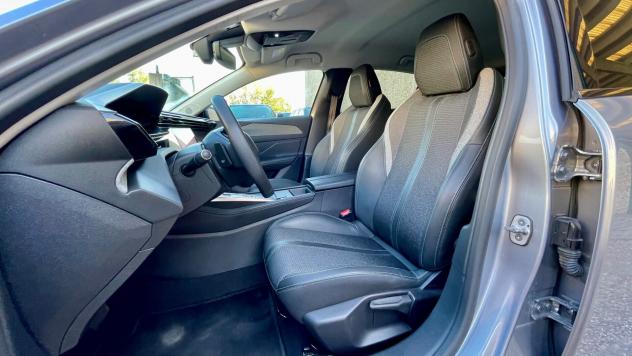 PEUGEOT 308 1.5 BLUEHDI ALLURE PACK 131CV - FULLE LED, VIRTUAL COCKPIT, NEOPATENTATI - Foto 10