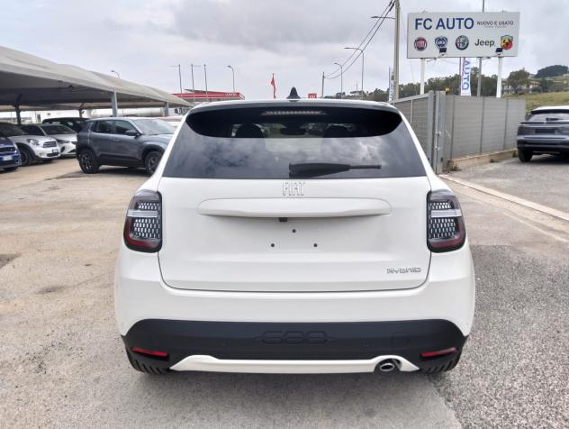 Fiat 600 Hybrid 110 CV DCT MHEV La Prima KM 0 - Foto 9