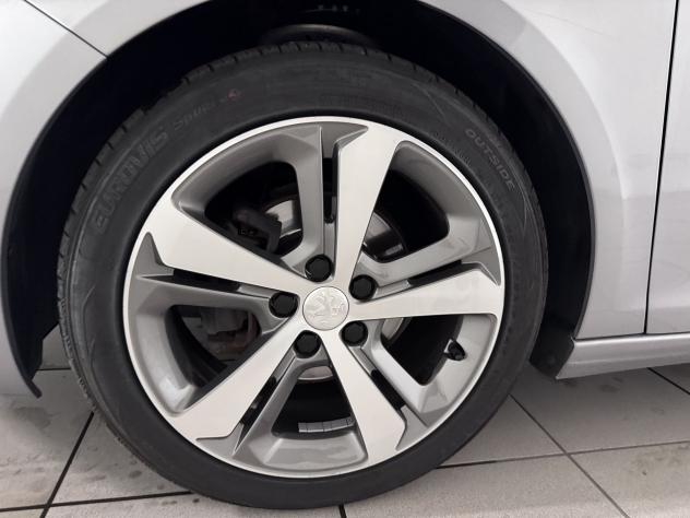 Peugeot 308 Tech Edition BlueHDi 130 S&S - Foto 5