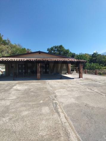 Casa Indipendente in vendita a Adrano