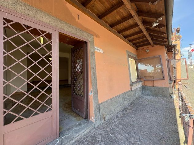 Negozio C1 a Monte Porzio Catone Via Roma - Foto 5