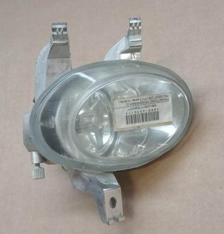 PROIETTORE FENDINEBBIA DX PEUGEOT 206 - VALEO 9635076080 RH 999-U35011 Parti elettriche  Fanaleria  Fendinebbia  Fendinebbia dx. PEUGEOT - 206 3 porte