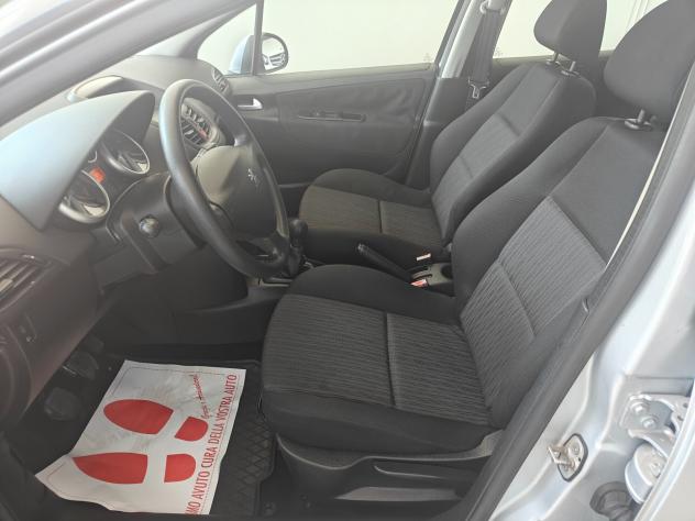 Peugeot 207 1.4 8V 75CV 5p. X Line - Foto 6