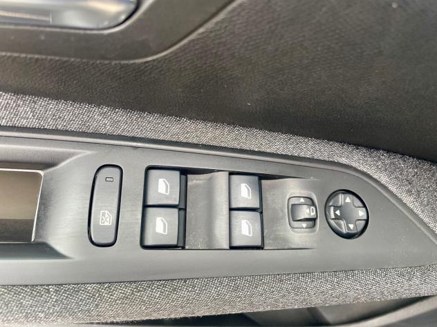Peugeot 3008 HDi 130cv 6m km 101000 NAVI - Foto 9