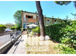 VILLETTA D'ANGOLO CON GIARDINO E GARAGE