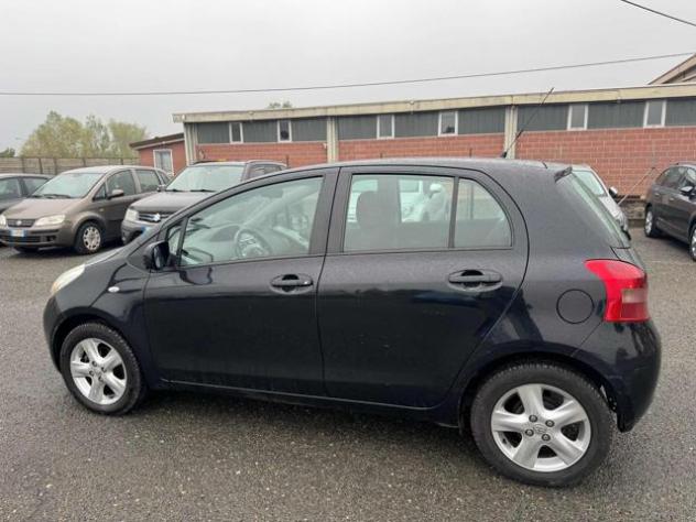TOYOTA Yaris 1.0 5 porte Sol rif. 24189492 - Foto 6