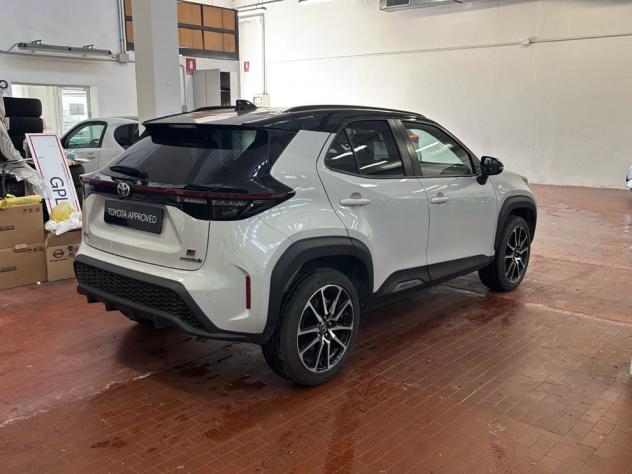 Toyota Yaris Cross 1.5H (116 CV) E-CVT GR Sport - Foto 6