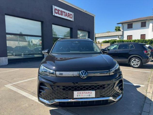 VOLKSWAGEN Tiguan 2.0 TDI 150 CV DSG R-Line rif. 23782238 - Foto 2