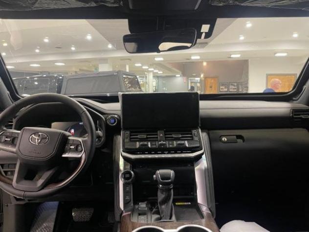 TOYOTA - Land Cruiser 300 3,5L blindato Vr7 armoured solo extra UE - Foto 7