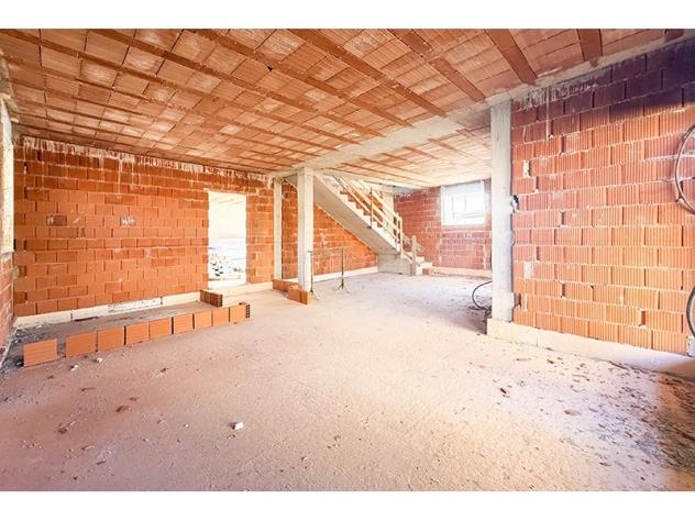 NUOVA COSTRUZIONE – VILLA SINGOLA con AMPIA AUTORIMESSA - Foto 7