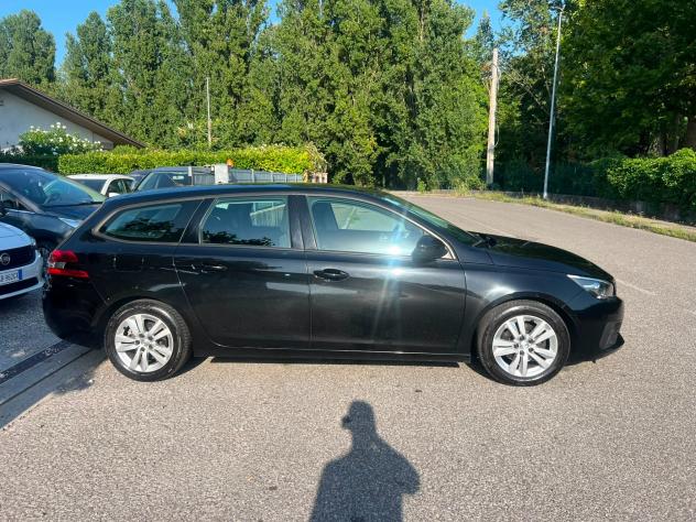 Peugeot 308 BlueHDi SW Active - Foto 8