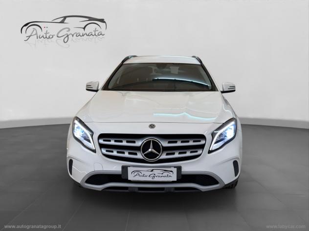 MERCEDES-BENZ GLA 200 d Automatic Sport PARI NUOVA SENZA UN DIFETTO! - Foto 2