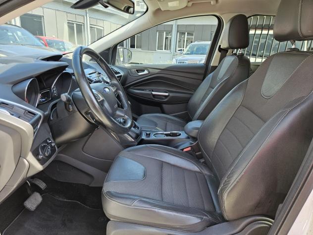 Ford Kuga 2.0 TDCi 150CV Pshift S&S AWD Titanium - Foto 8