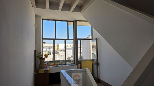CASA SEMINDIPENDENTE AL PIANO PRIMO - Foto 8