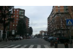 Trelocali 80 mq con due camere e terrazzo - Posto auto incluso